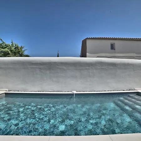 De Reve A - Piscine Chauffee Otel *